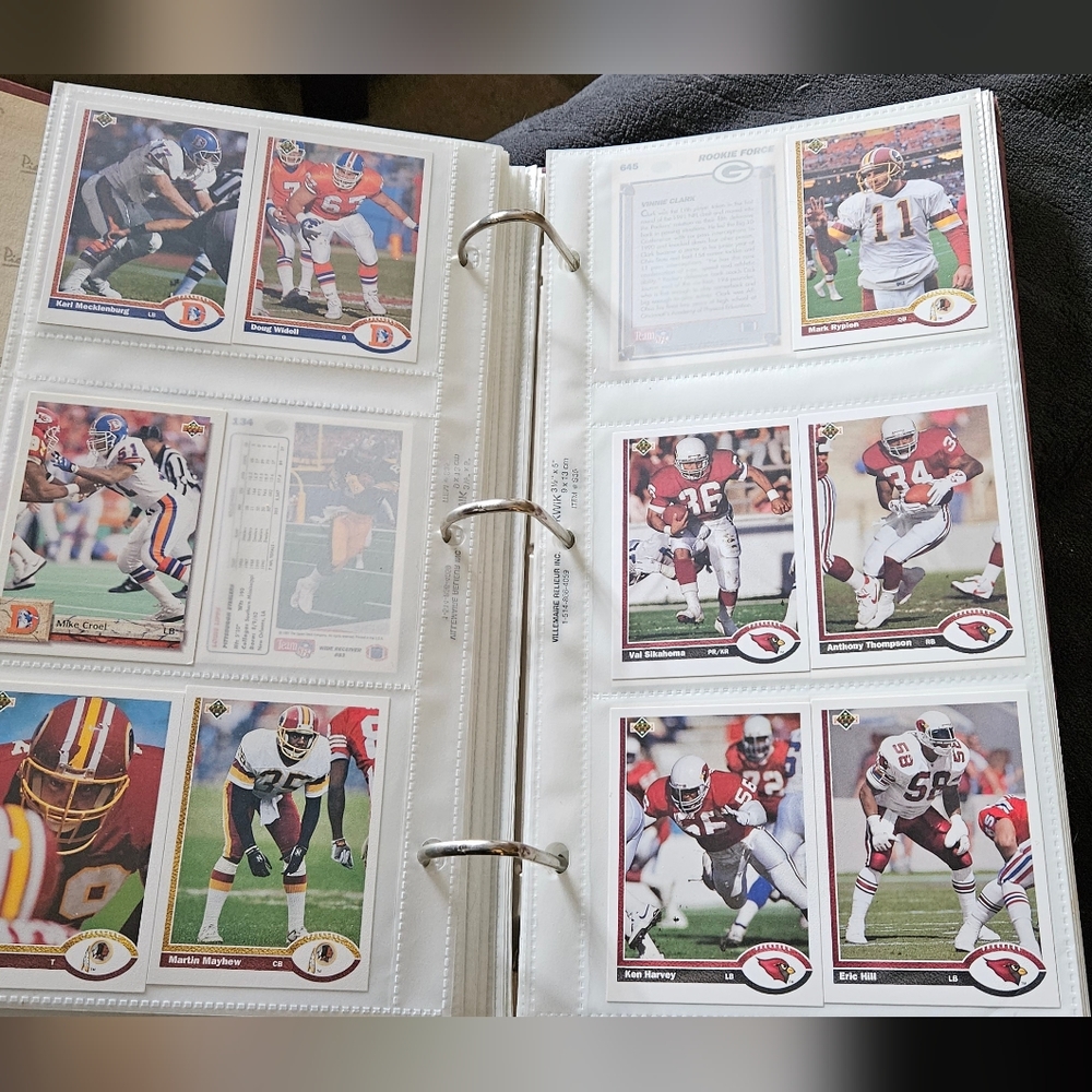 267 Random Sports Cards - Picture 2 of 4